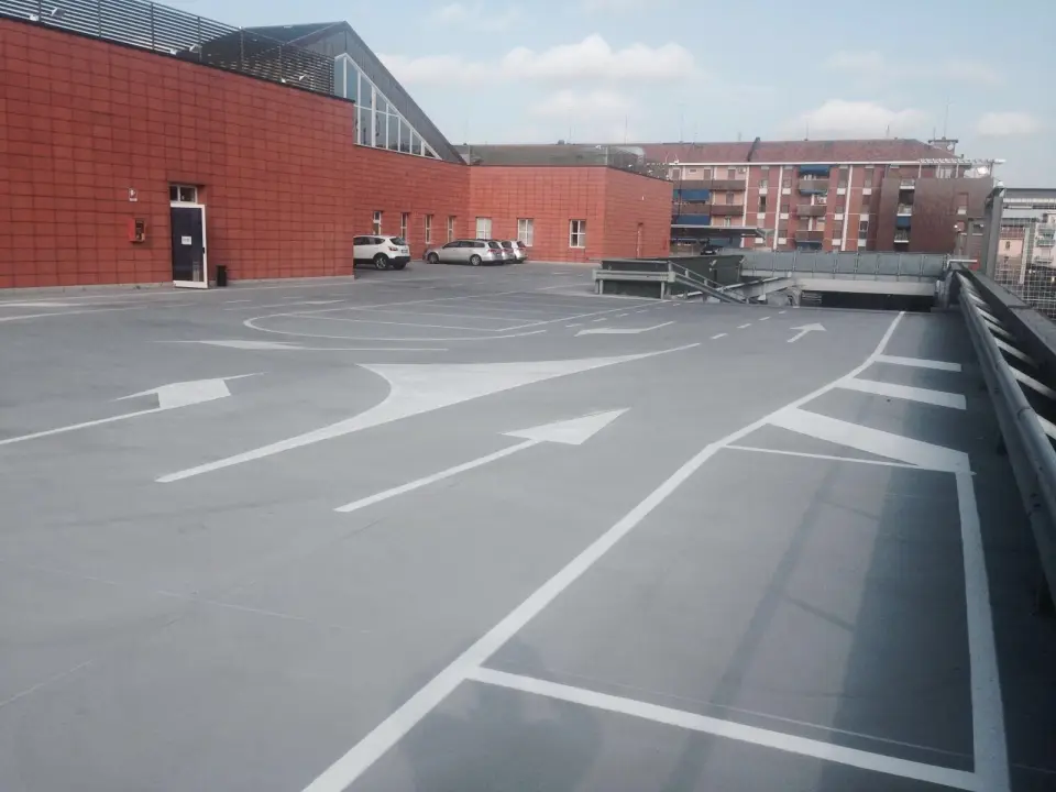 Pavimento industriale in resina