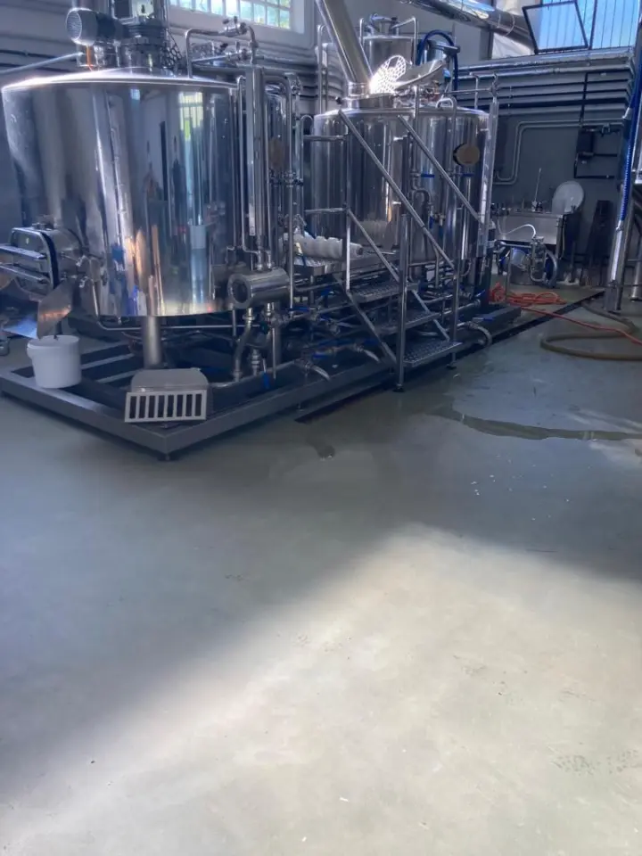 Pavimento industriale in resina