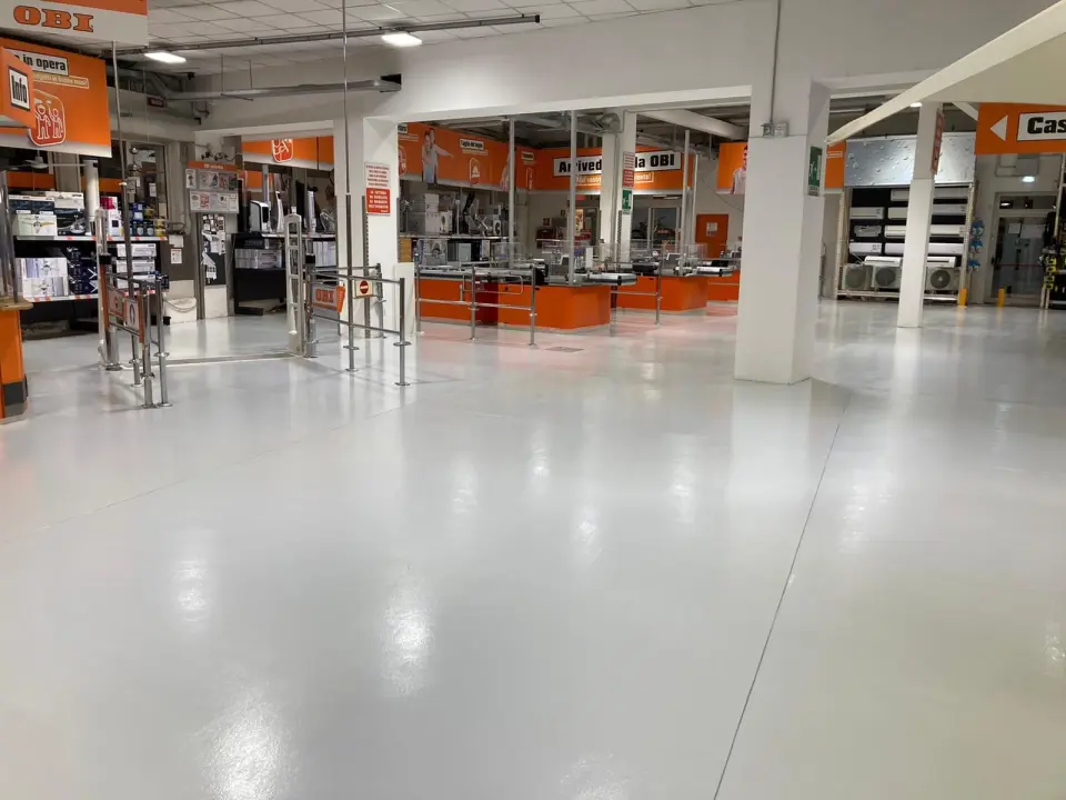Pavimento industriale in resina